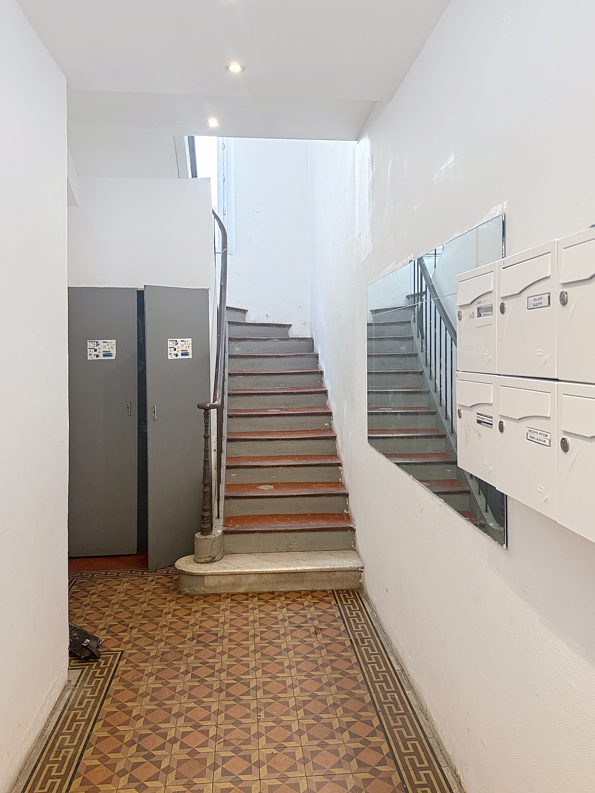 IMMEUBLE DE RAPPORT – QUARTIER PRADO / ANGLAIS - CANNES - 13